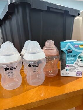 Tommee Tippee Baby Bottles